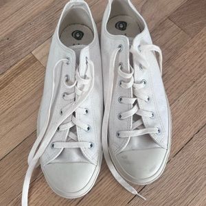Worn twice - white sneakers